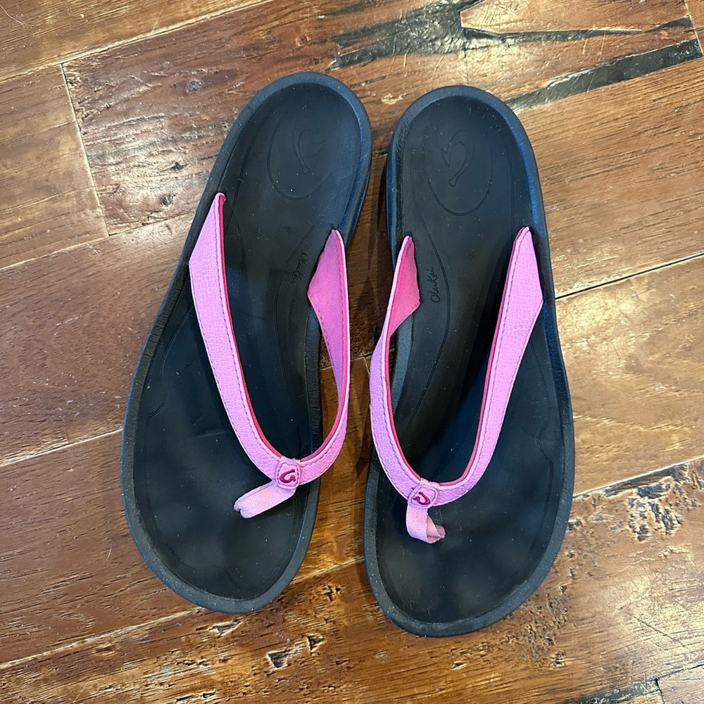 OluKai Pink Flip Flops